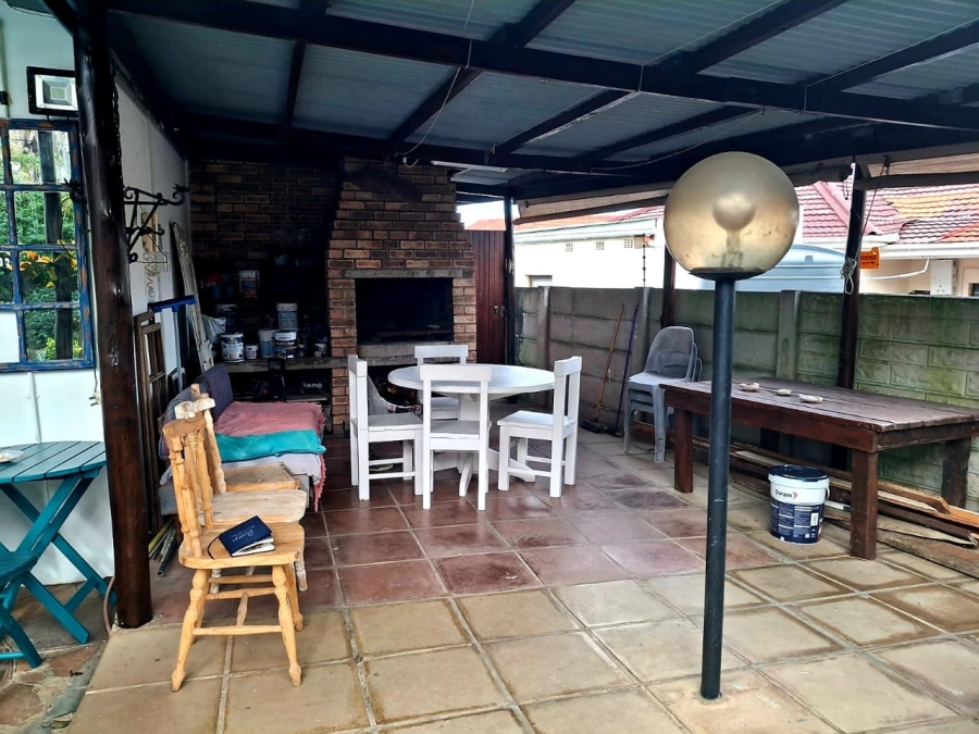 7 Bedroom Property for Sale in Baysville Eastern Cape